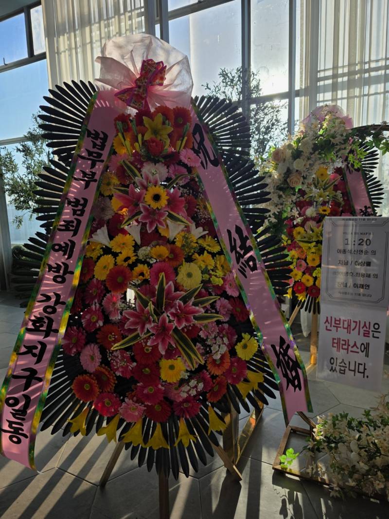 업로드 이미지